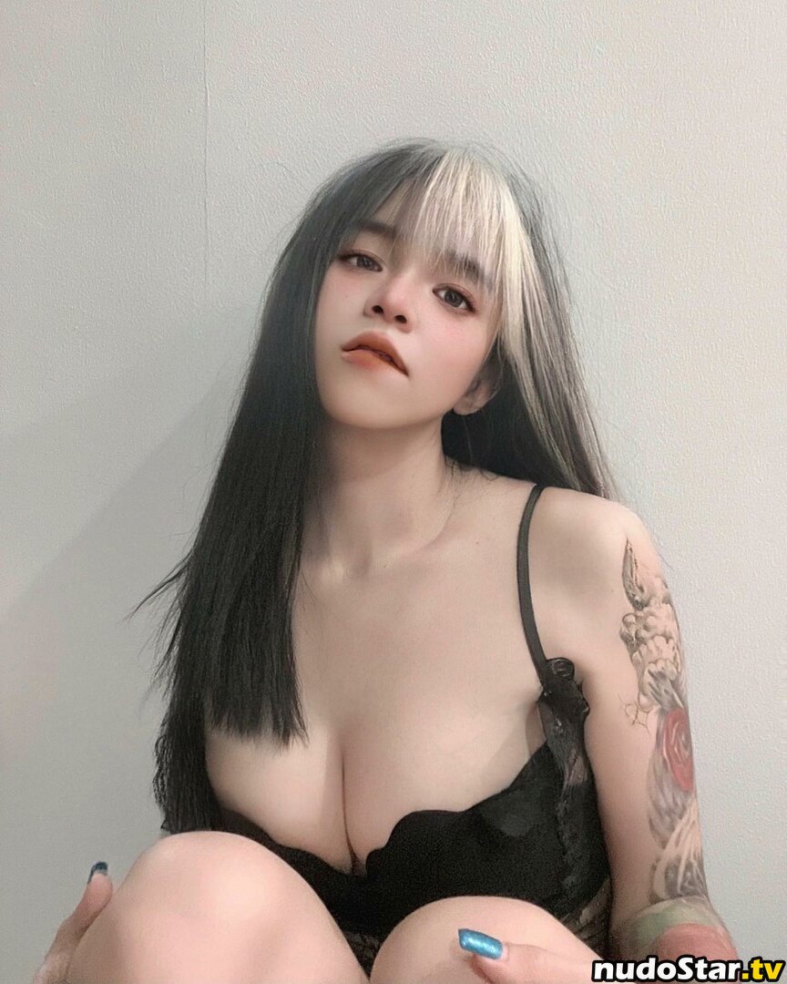 mikoqiqi_ / mikoqqii / miqibabyvip Nude OnlyFans Leaked Photo #28