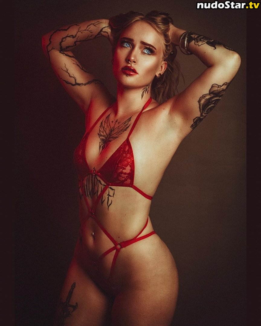 Mila Orriols / milafique Nude OnlyFans Leaked Photo #11