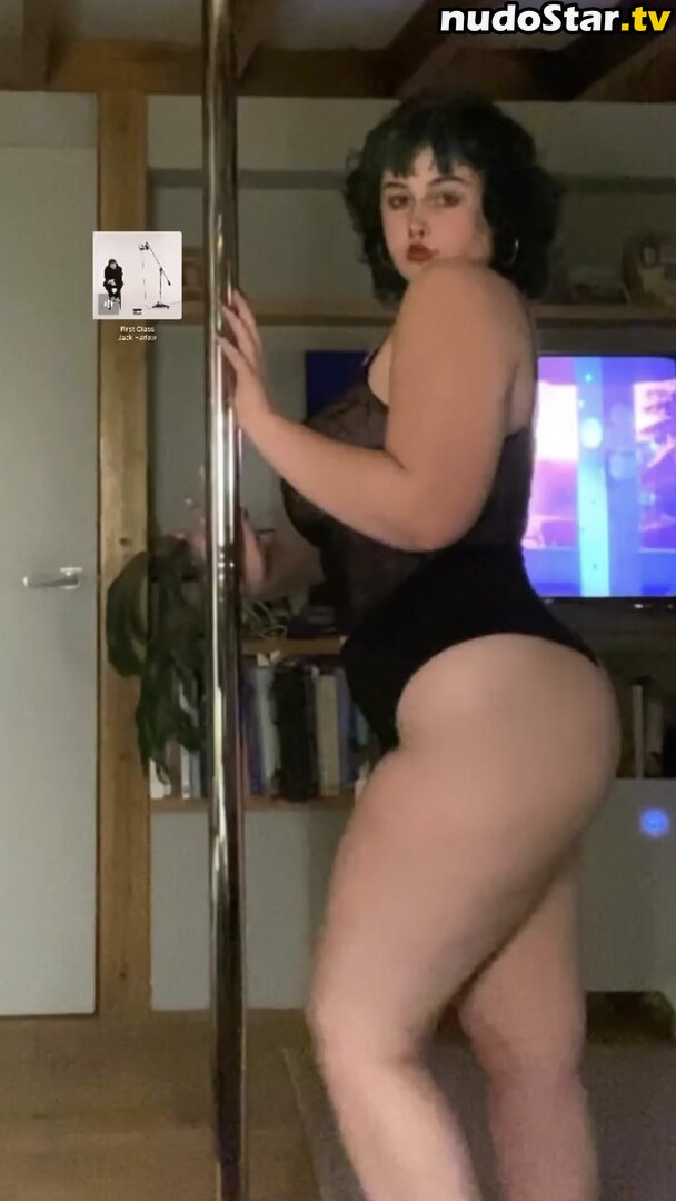 m1labl00m / milabloomoo Nude OnlyFans Leaked Photo #55