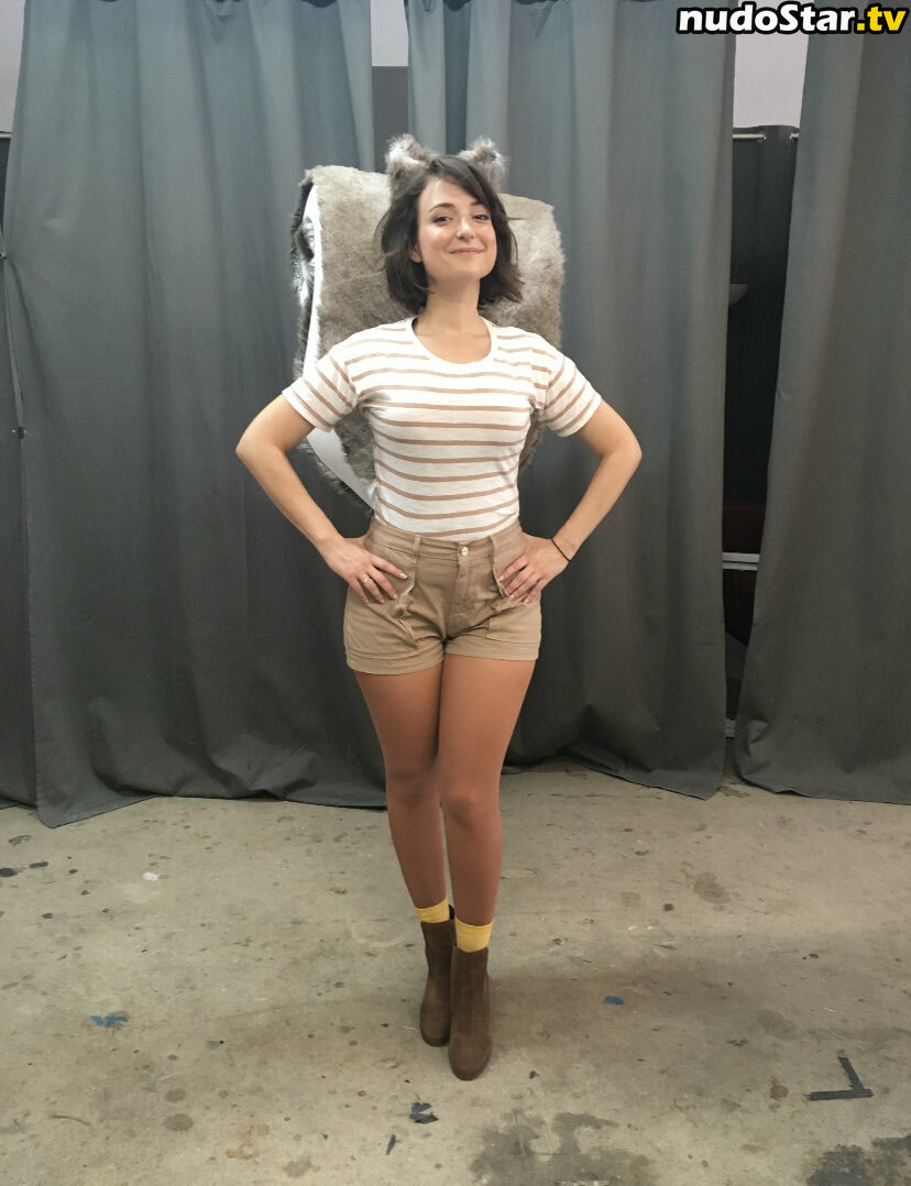 AT&T Girl / Milana Vayntrub / https: / mintmilana Nude OnlyFans Leaked Photo #100
