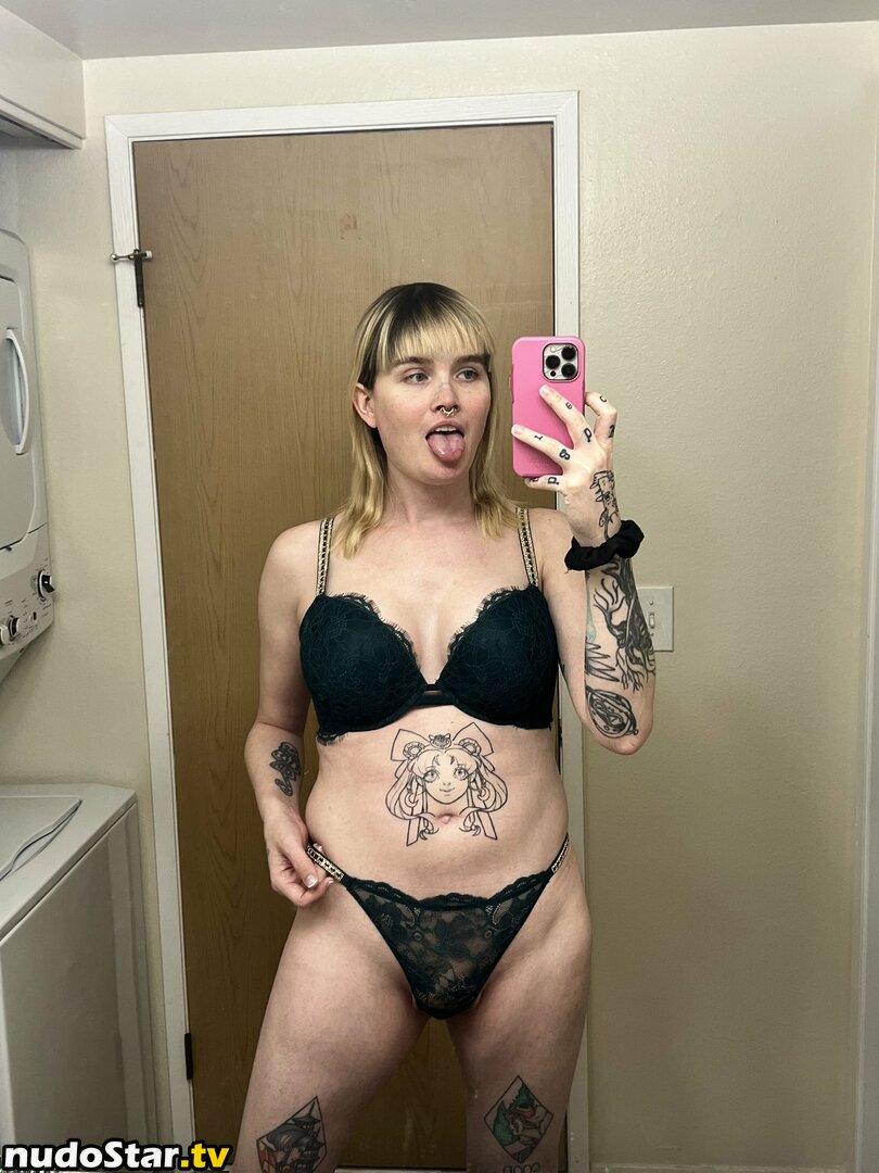 Ashley / adoeable_ / milfmoder Nude OnlyFans Leaked Photo #10