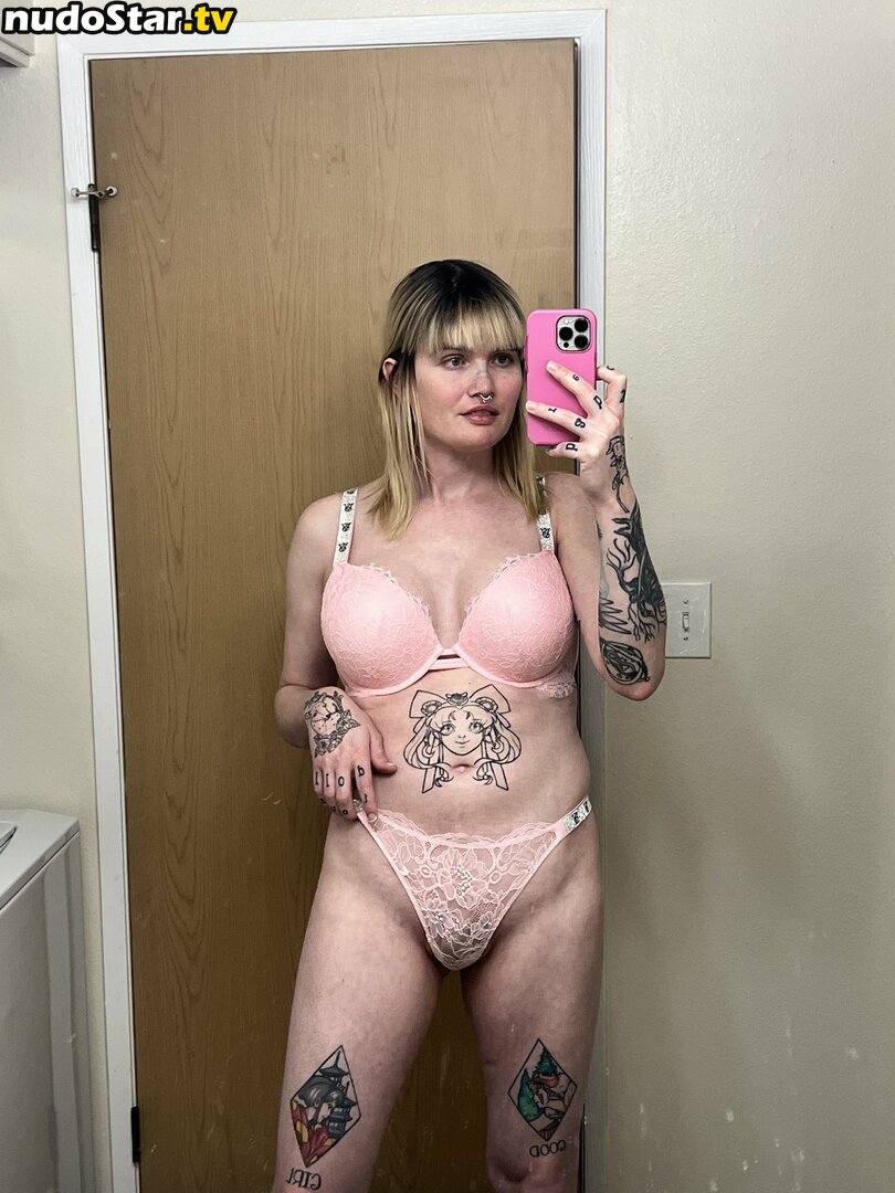Ashley / adoeable_ / milfmoder Nude OnlyFans Leaked Photo #13