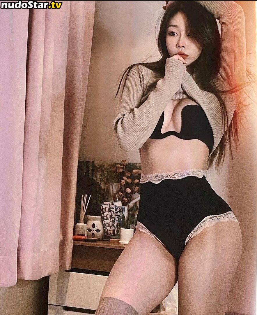 minnie_x / soitengmak Nude OnlyFans Leaked Photo #42