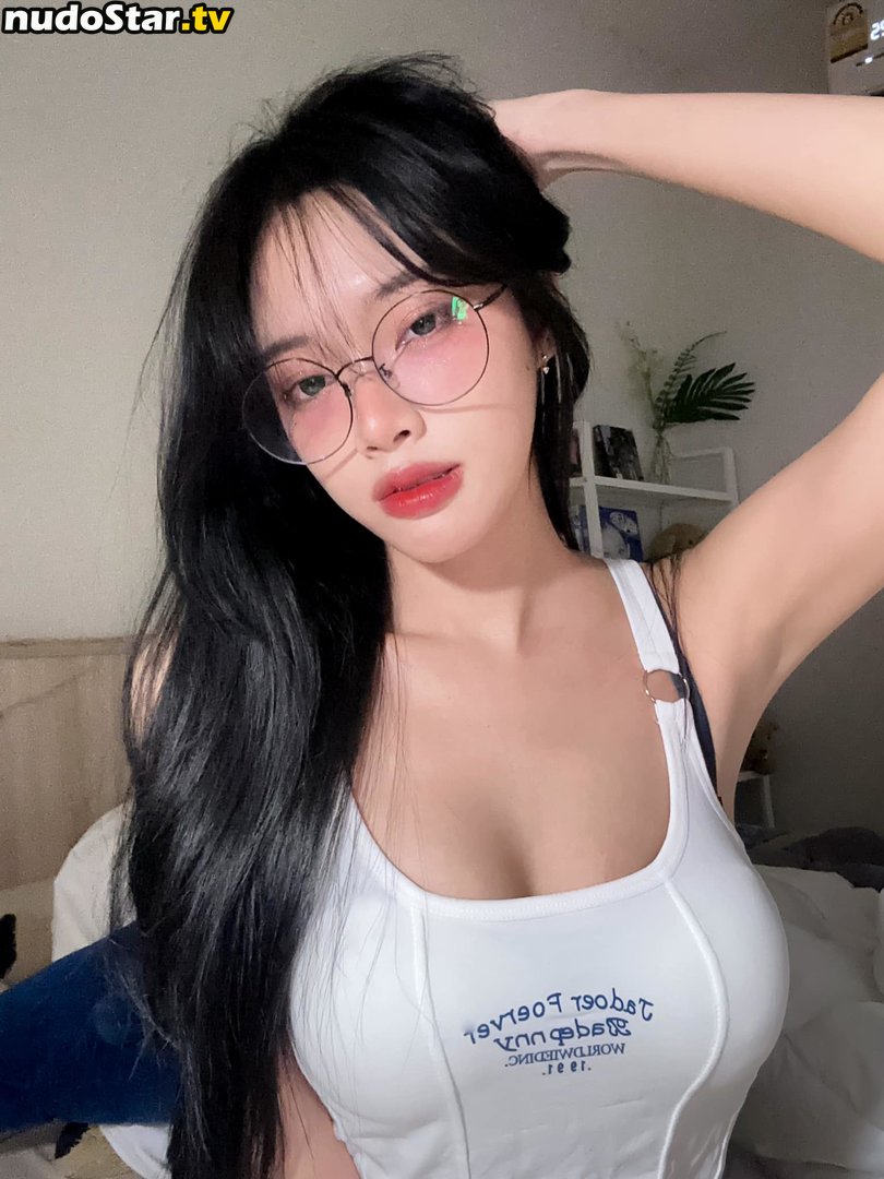 Maengpor / mirachi.s Nude OnlyFans Leaked Photo #10