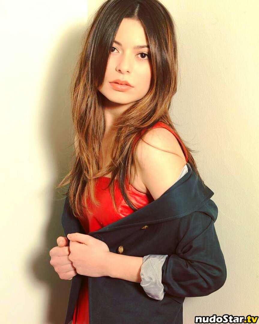 Miranda Cosgrove / MirandaCosgrove / onlyfanssz Nude OnlyFans Leaked Photo #143