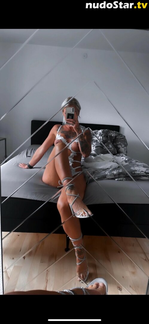 Louise Lind / Mis_spicy / Miss_spicydk / missspicydk Nude OnlyFans Leaked Photo #4