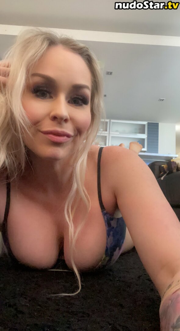 Miss Anna Monroe / anna.belle.moore / miss.anna.monroe Nude OnlyFans Leaked Photo #2