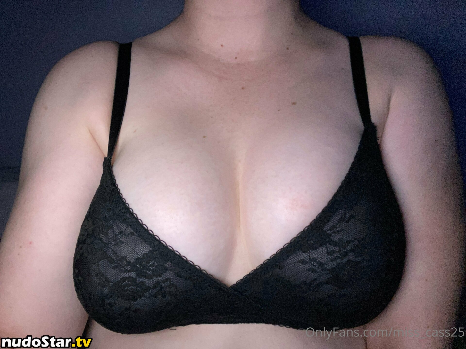 miss.cass25 / miss_cass25 Nude OnlyFans Leaked Photo #11