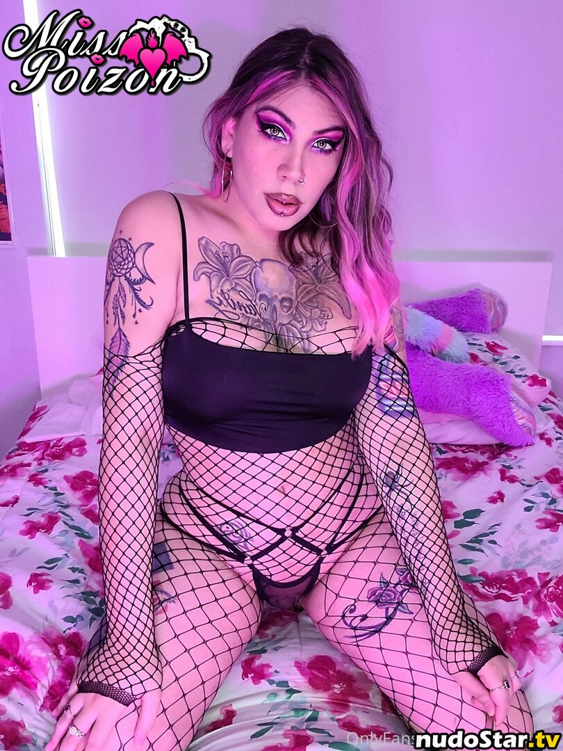 miss._.poison / miss_poizon Nude OnlyFans Leaked Photo #28