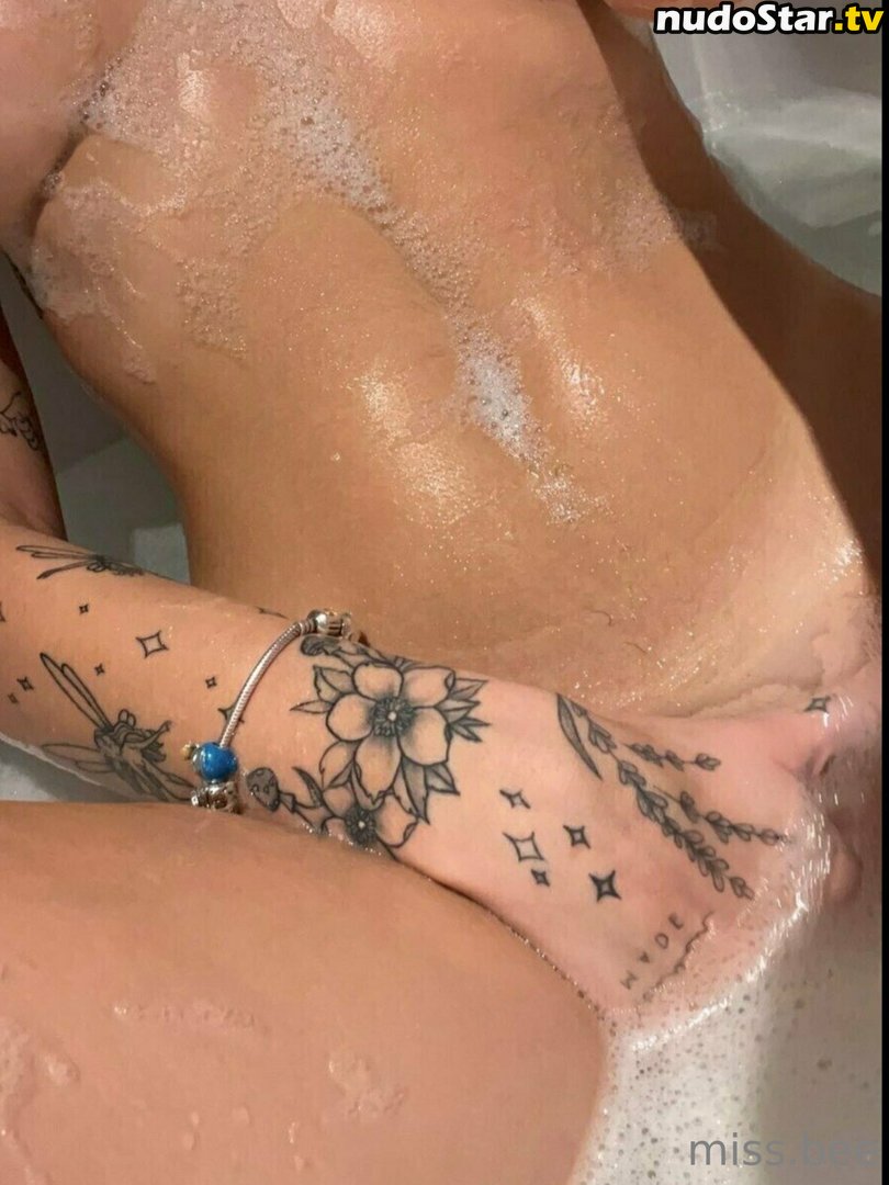 Miss X Bee Brii / miss.x.bee / miss.xbee Nude OnlyFans Leaked Photo #31
