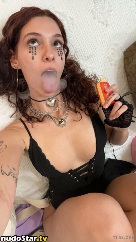 miss.x.bee / miss.xbee Nude OnlyFans Leaked Photo #429