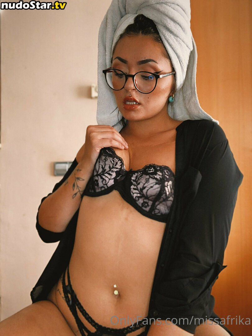 missafricacalabar / missafrika Nude OnlyFans Leaked Photo #6