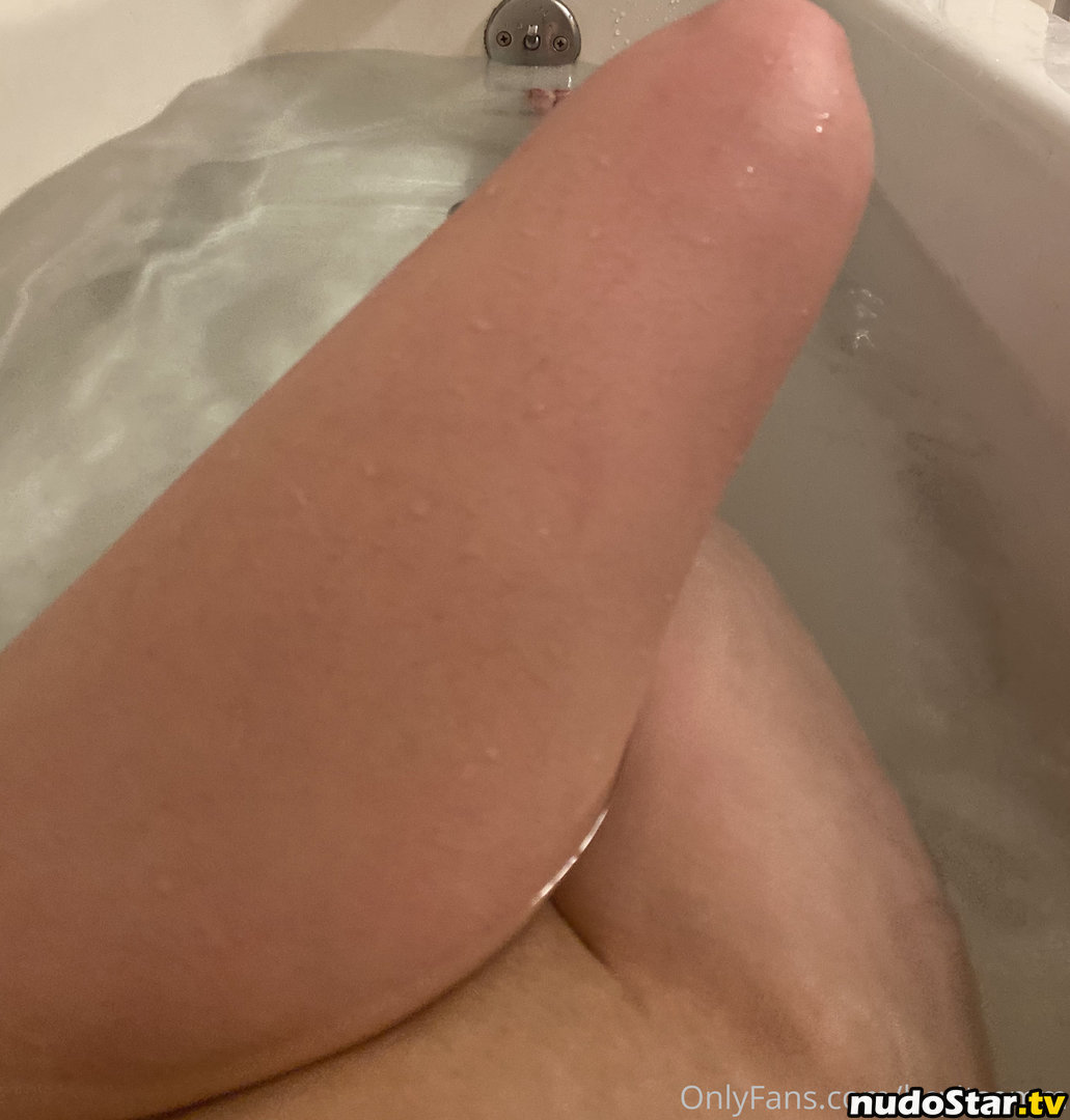 Missakattt / heyitsemm Nude OnlyFans Leaked Photo #22