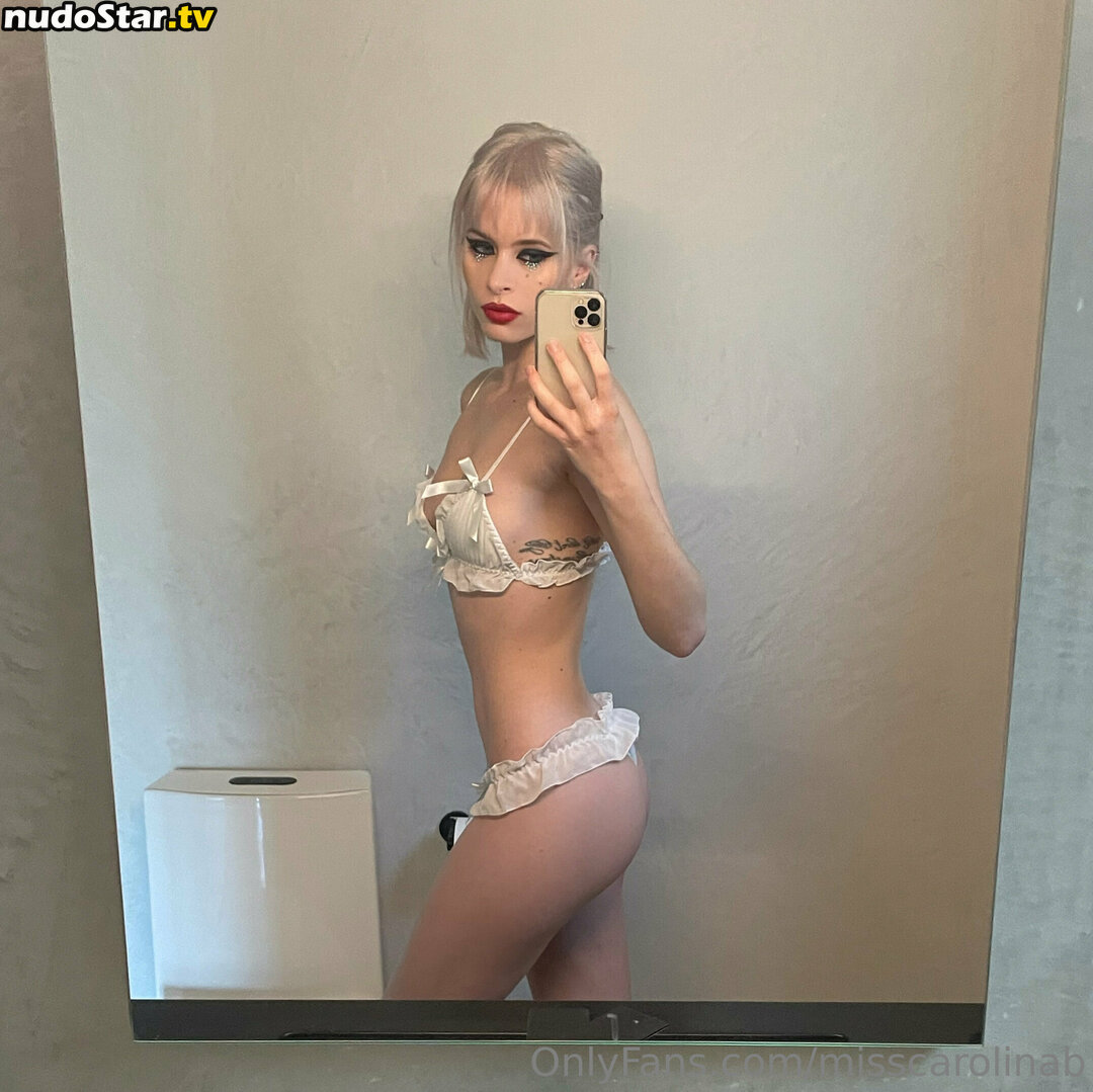 misscarolinab Nude OnlyFans Leaked Photo #1