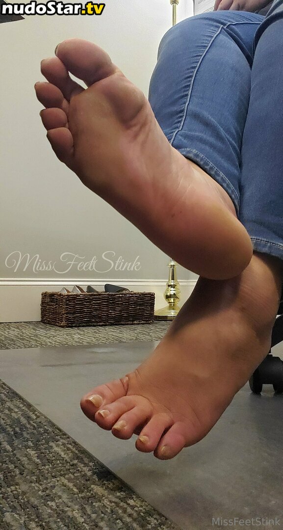 missfeetstinkvip / missm0rticia Nude OnlyFans Leaked Photo #69