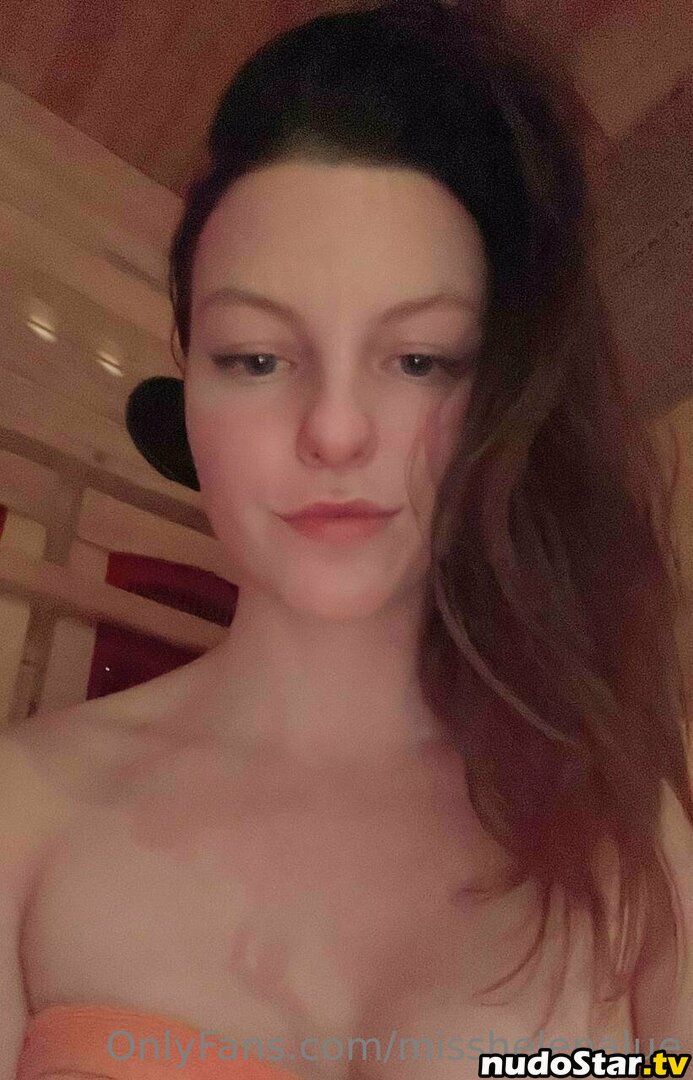 heli_lue / misshelenalue Nude OnlyFans Leaked Photo #120