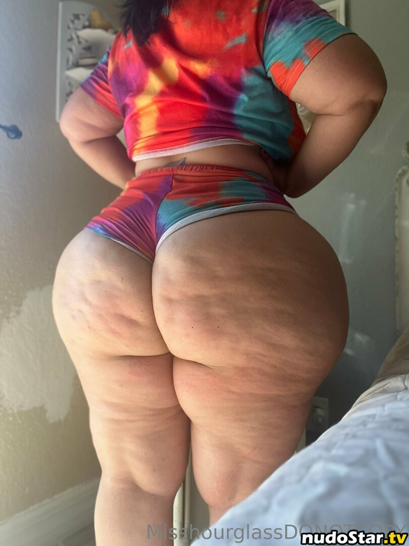 misshourglass Nude OnlyFans Leaked Photo #22