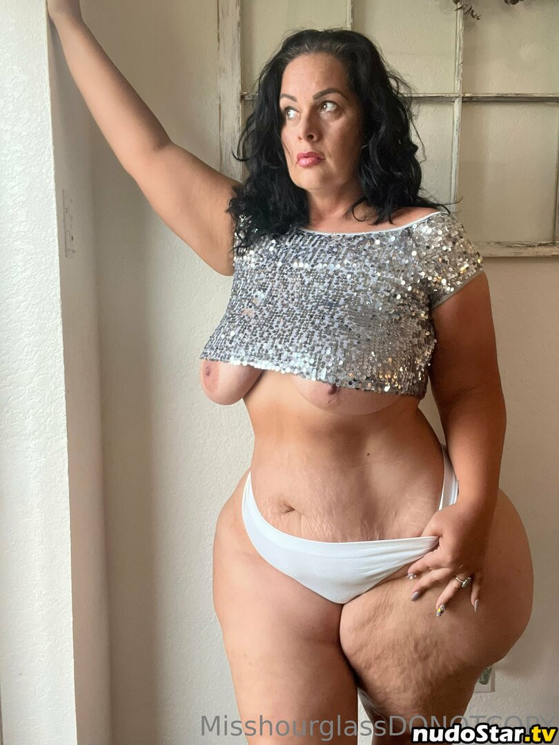 misshourglass Nude OnlyFans Leaked Photo #38