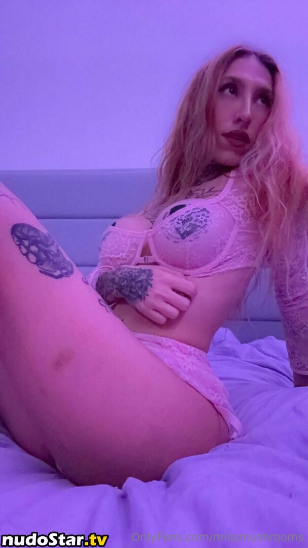 MissMushrooms / missmushr00ms Nude OnlyFans Leaked Photo #5