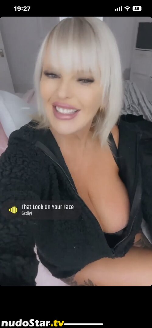 just_smile_withme_xx / mollyjfoxx Nude OnlyFans Leaked Photo #28