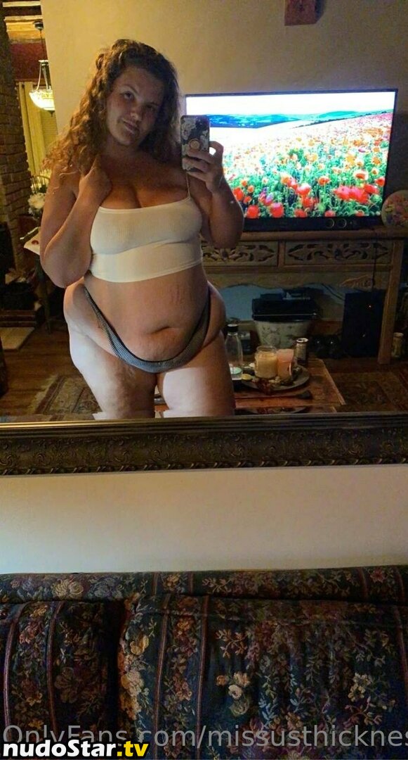 goodxgollyxmolly / missusthickness / mollynonsense Nude OnlyFans Leaked Photo #61