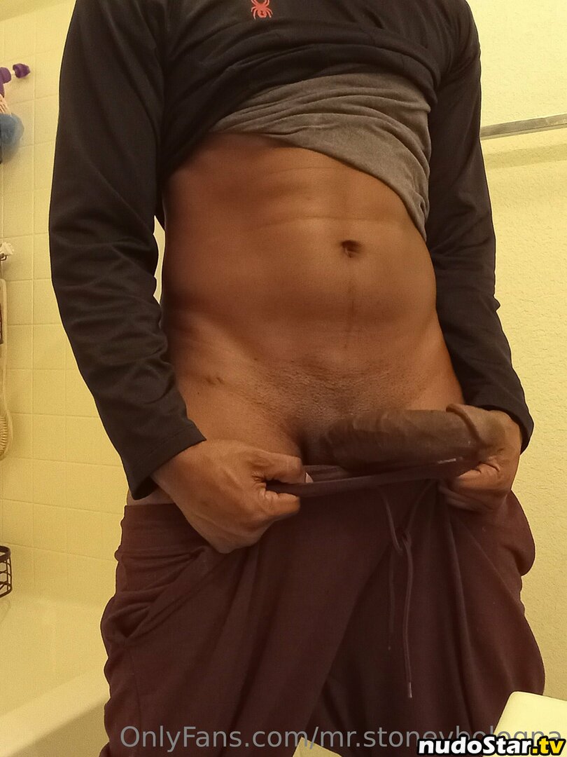 mr.stoneybologna / the_redeyedpanda Nude OnlyFans Leaked Photo #15