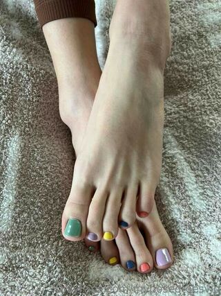 myposedtoes