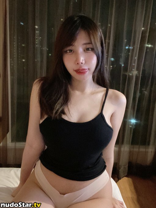 nahaneulll Nude OnlyFans Leaked Photo #6