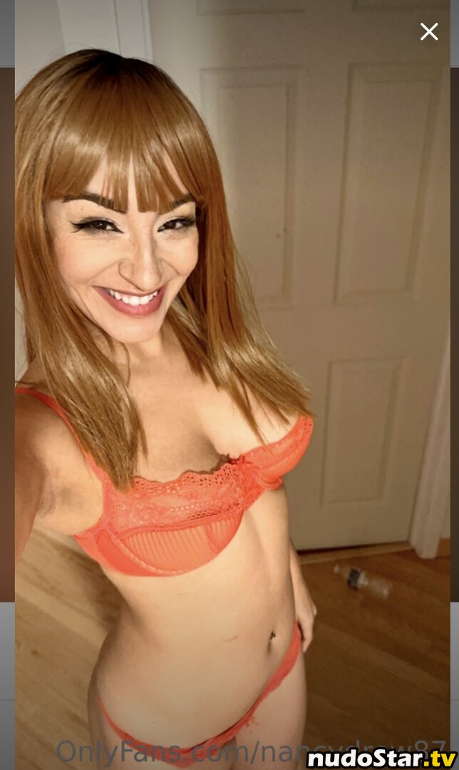 Nancydrew87 / Raquel Reigns / Singing subway girl on TikTok / nancydrewdraws Nude OnlyFans Leaked Photo #5