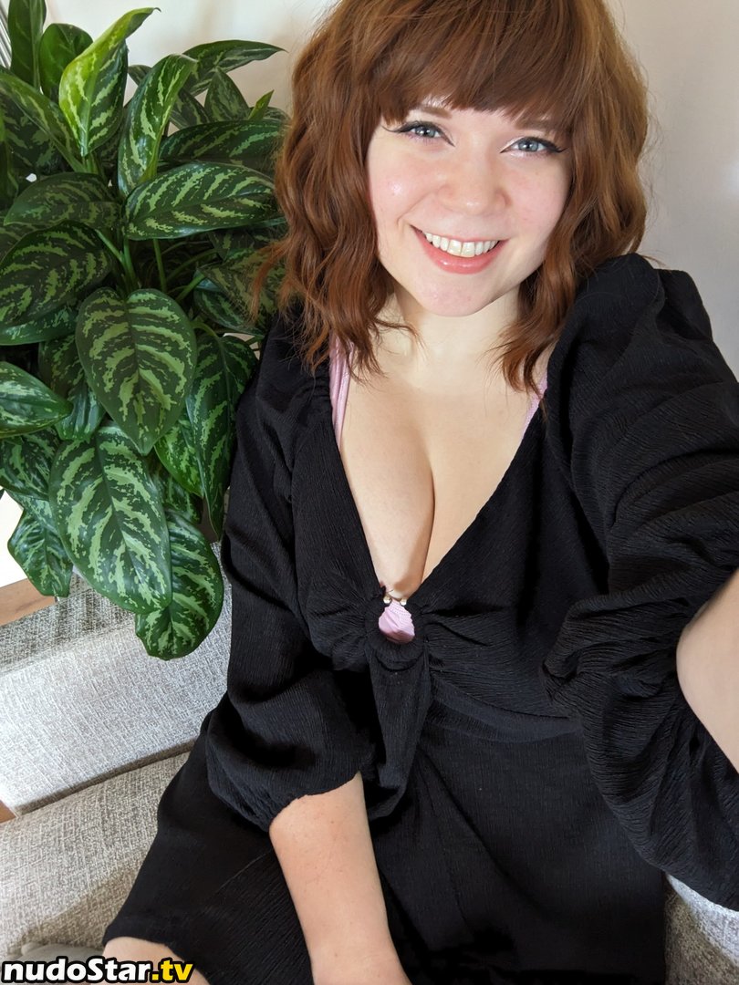 Naomioop / Naomiwastaken Nude OnlyFans Leaked Photo #3