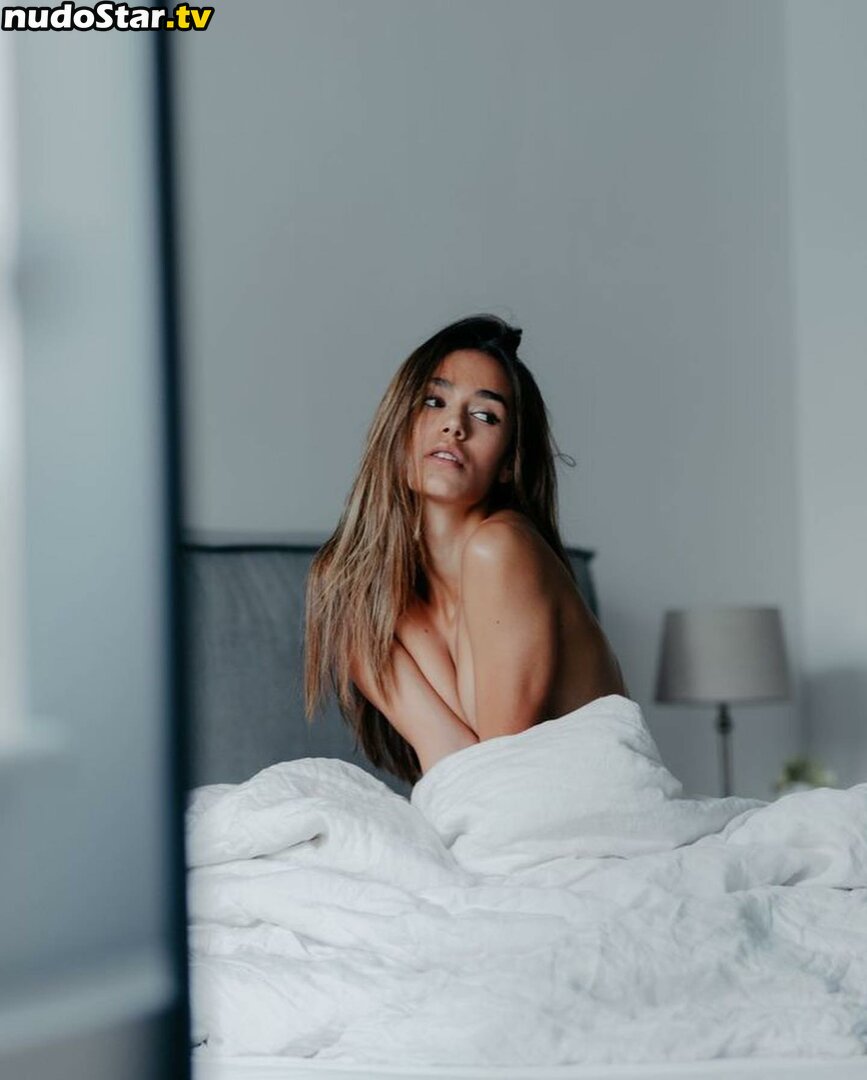 Narine Kagramanyan / naarinnne Nude OnlyFans Leaked Photo #58