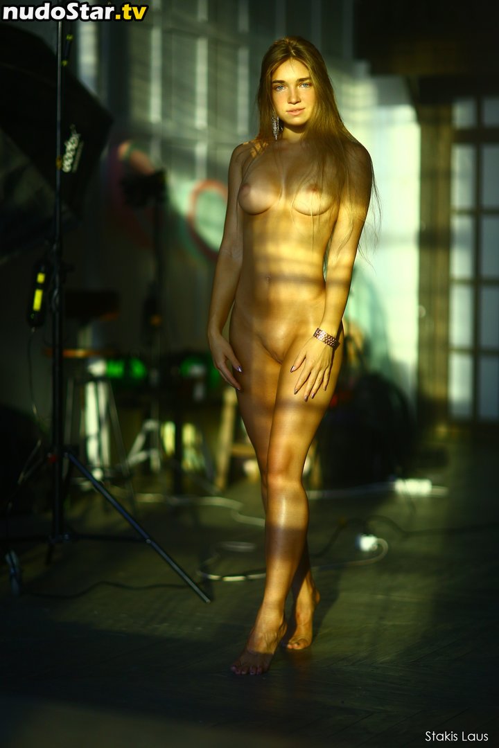 Nastya Komarova / artistnastya / model_nastya Nude OnlyFans Leaked Photo #7
