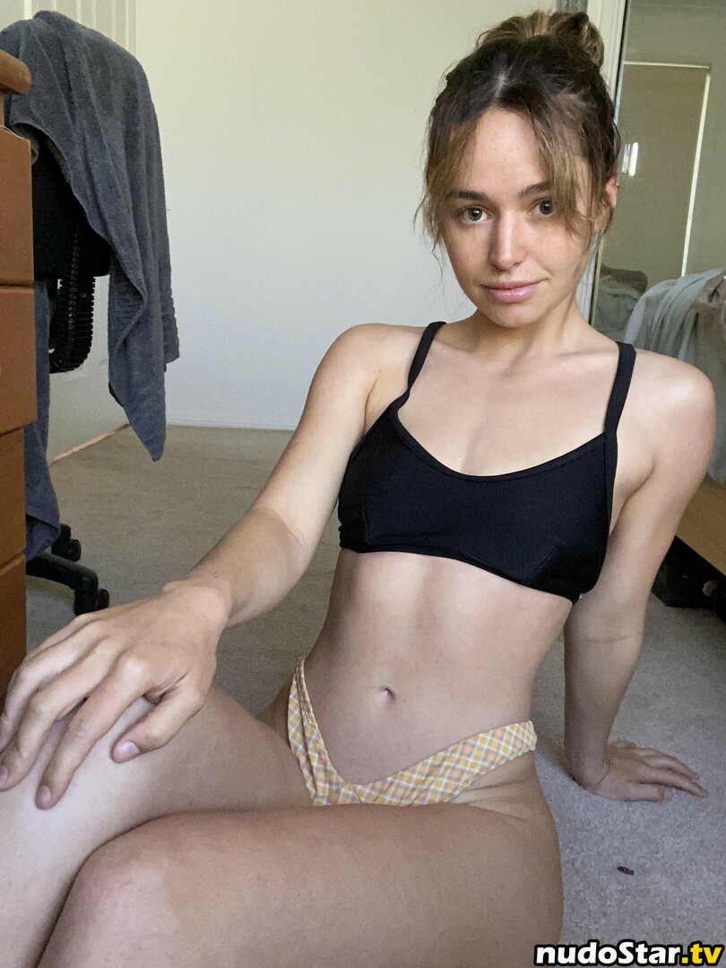Natalie Brookes / NatalieBrookez / natalie.m.brookes Nude OnlyFans Leaked Photo #5