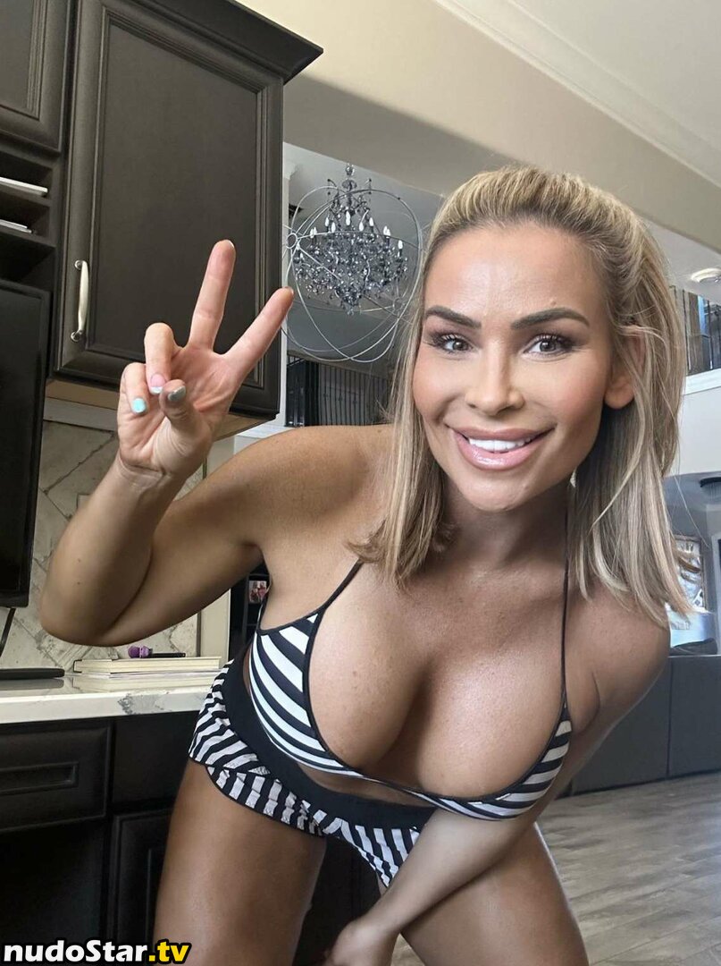 Natalya Neidhart / Wwe / jenni-neidhart / natbynature Nude OnlyFans Photo  #276 - Nudostar.TV