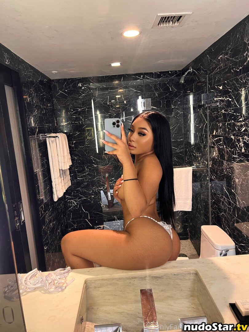 Bubble Booty / naturalchina Nude OnlyFans Leaked Photo #395