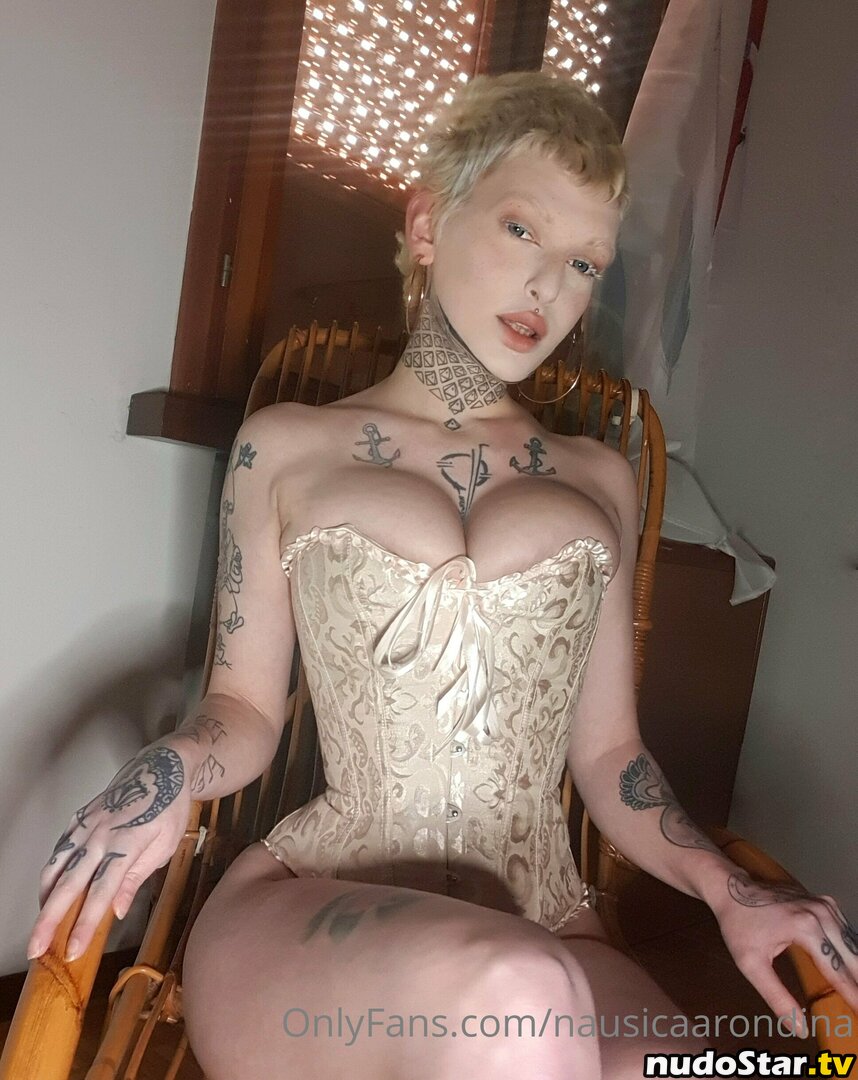 NausicaaRondina Nude OnlyFans Leaked Photo #43