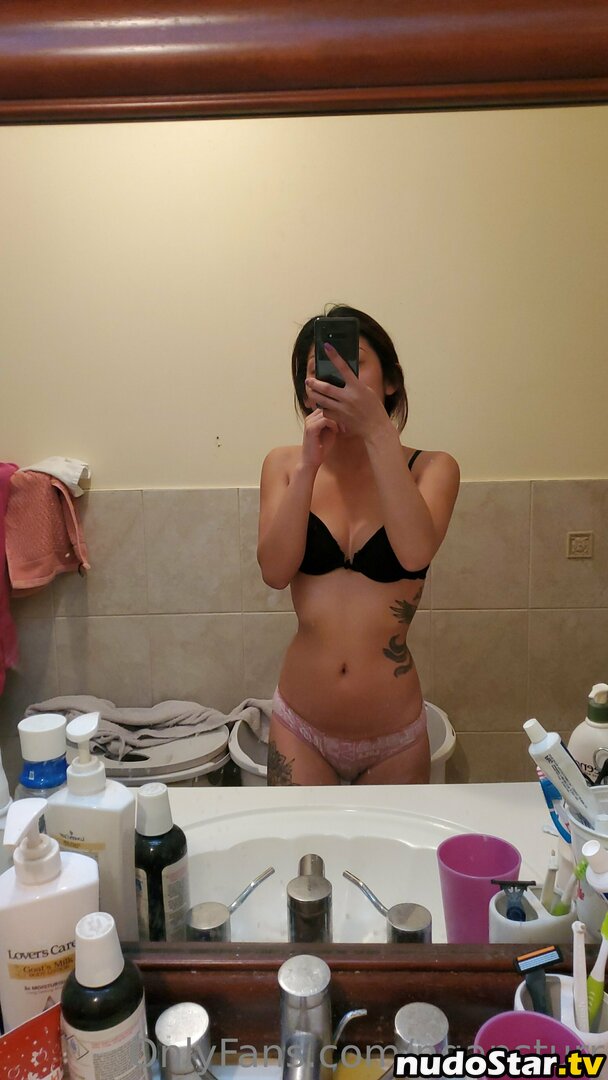 nganstar999 / ngansturr Nude OnlyFans Leaked Photo #36