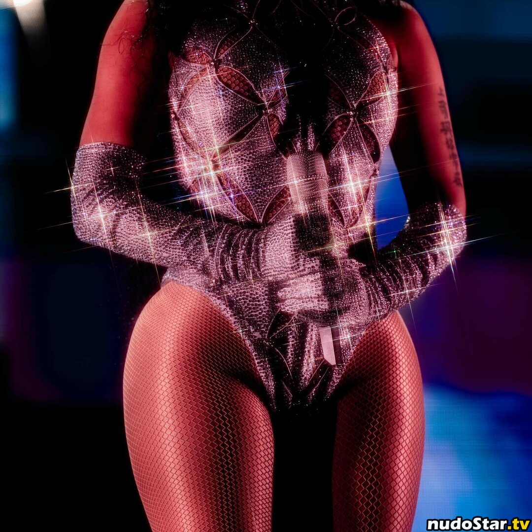 Nicki Minaj / nickiminaj Nude OnlyFans Leaked Photo #371