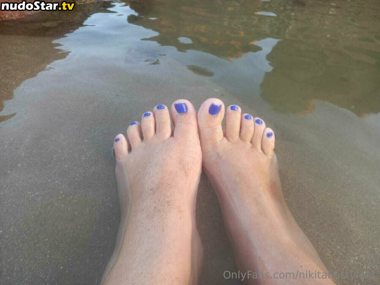 floating_feet_ / nikitafeistyfeet Nude OnlyFans Leaked Photo #6