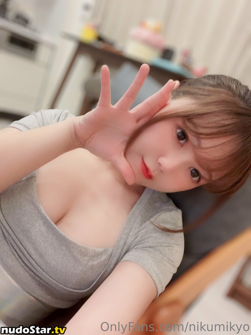 nikumikyo / nikumikyo_official / きょう肉肉 Nude OnlyFans Leaked Photo #49