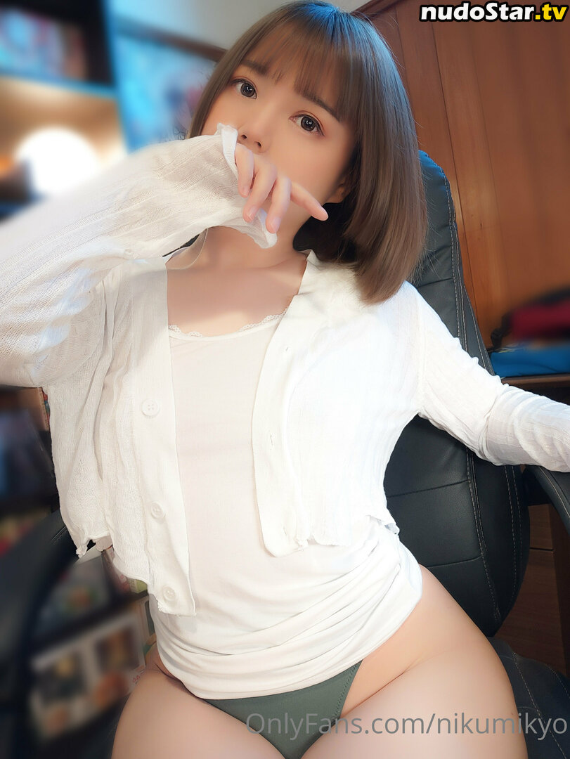 nikumikyo / nikumikyo_official / きょう肉肉 Nude OnlyFans Leaked Photo #507