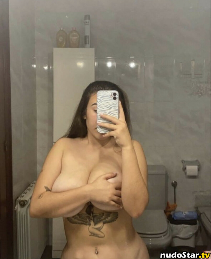 Noemi123130 / goddess123130 Nude OnlyFans Leaked Photo #15