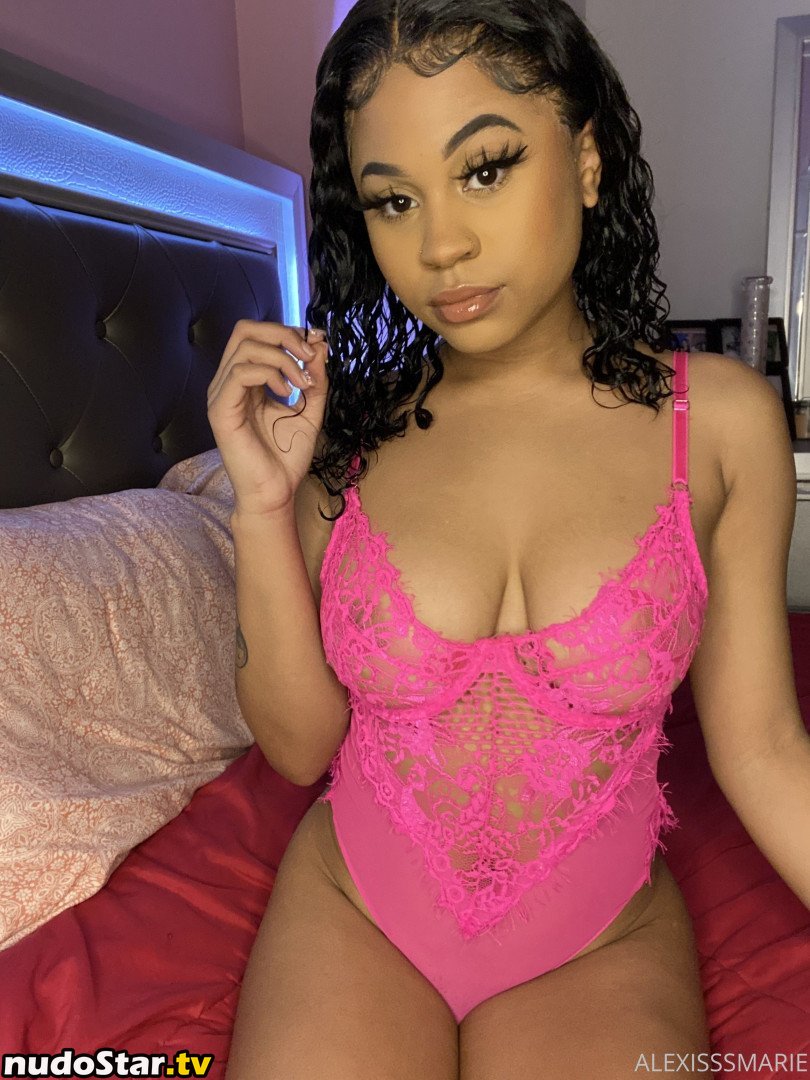 aria_love212 / officiallyariaa Nude OnlyFans Leaked Photo #42