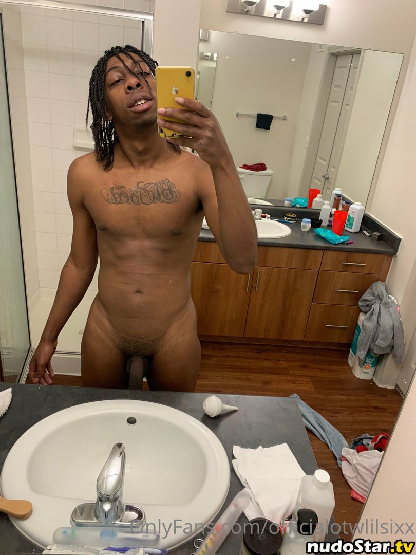 officialotwlilsixx / travels_with_lo Nude OnlyFans Leaked Photo #2