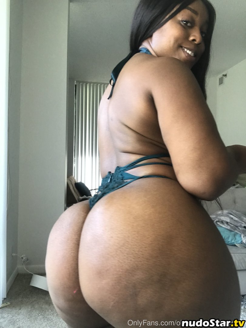 ohcaress / ohcaress.2.0 Nude OnlyFans Leaked Photo #7