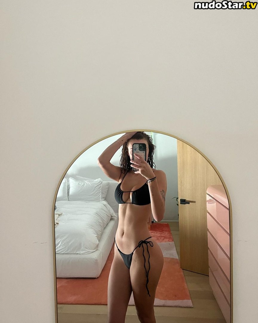 Olivia OBrien / olivialauren / oliviaobrien Nude OnlyFans Leaked Photo #21
