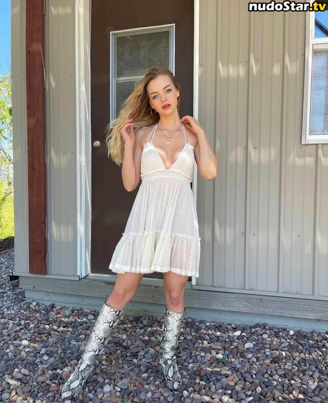 Olivia Rose Keegan / oliviarosekeegan Nude OnlyFans Leaked Photo #3