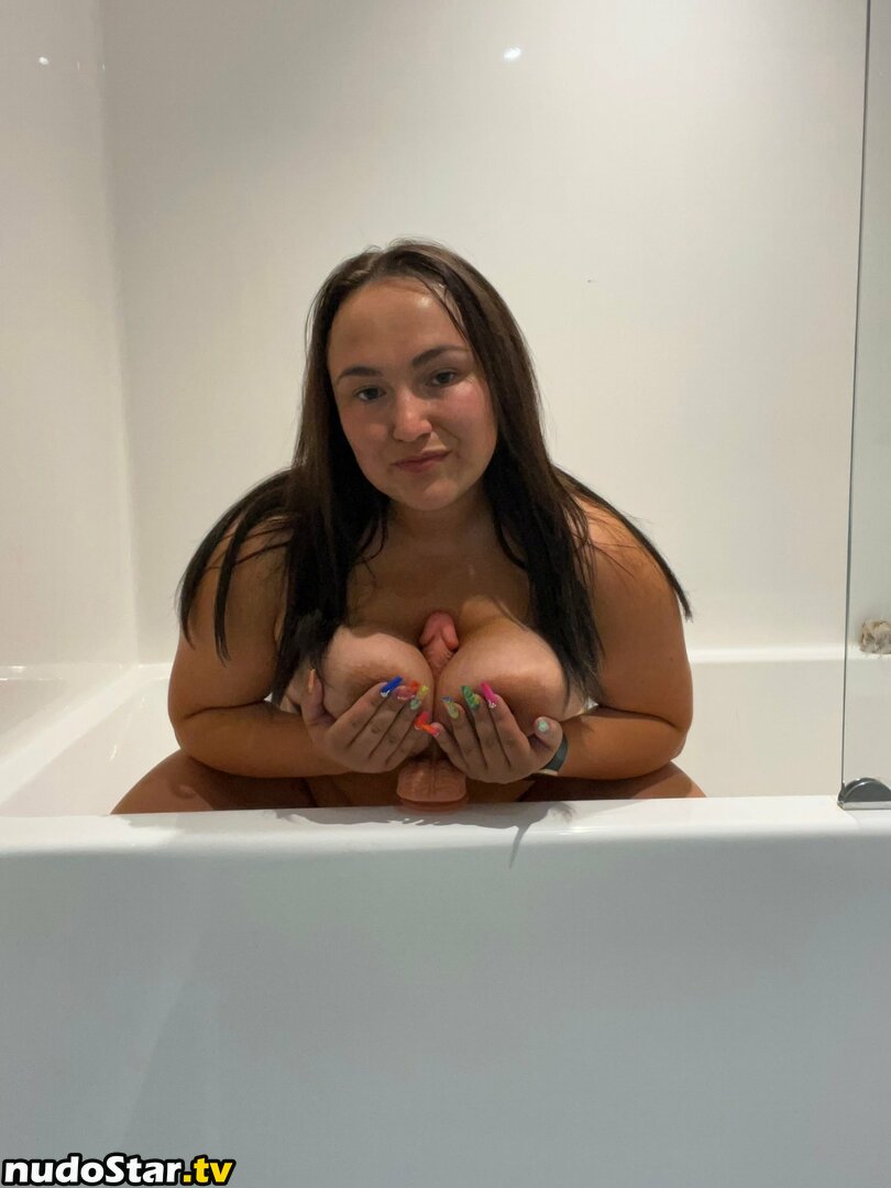 .onlybeckie / beckie_emma_ / onlybeckie Nude OnlyFans Leaked Photo #11
