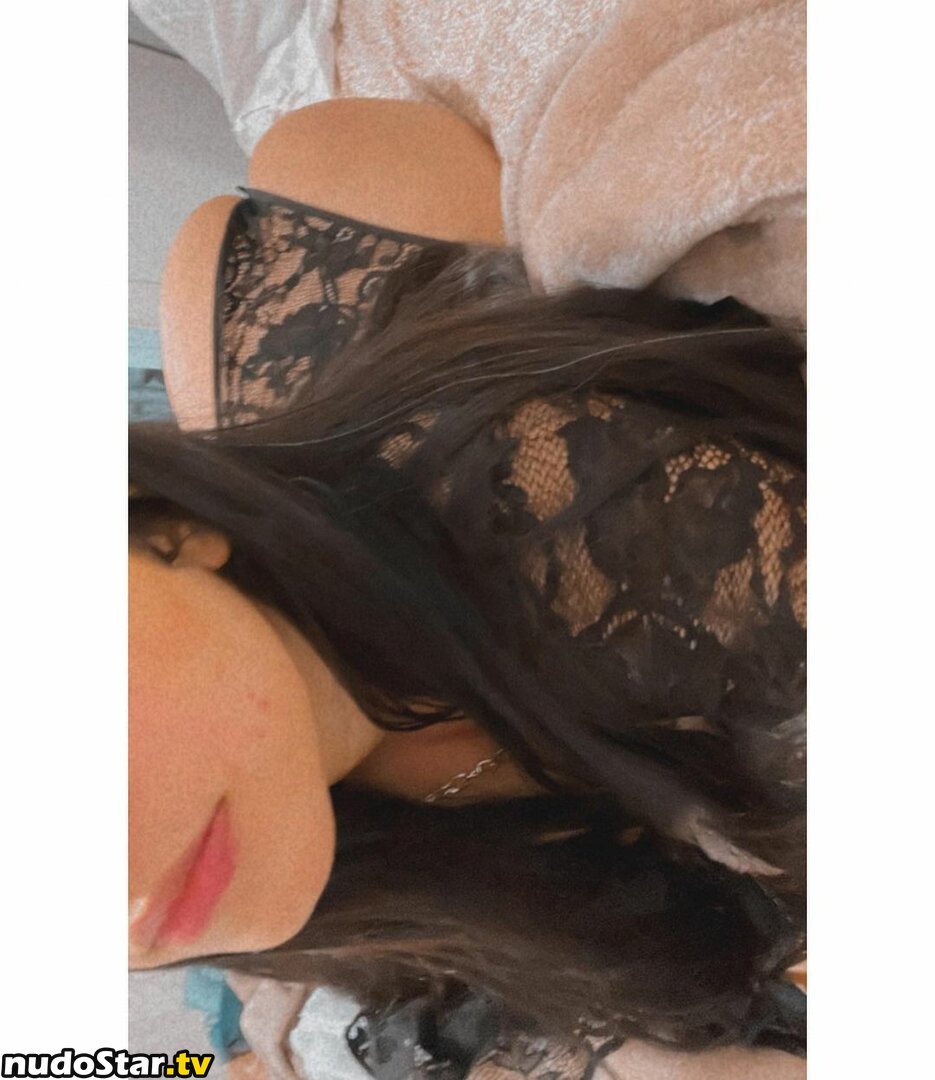 Dumperfarts / Oriana Alvarado / belaalvaradoo / orianaalvarado Nude OnlyFans Leaked Photo #8
