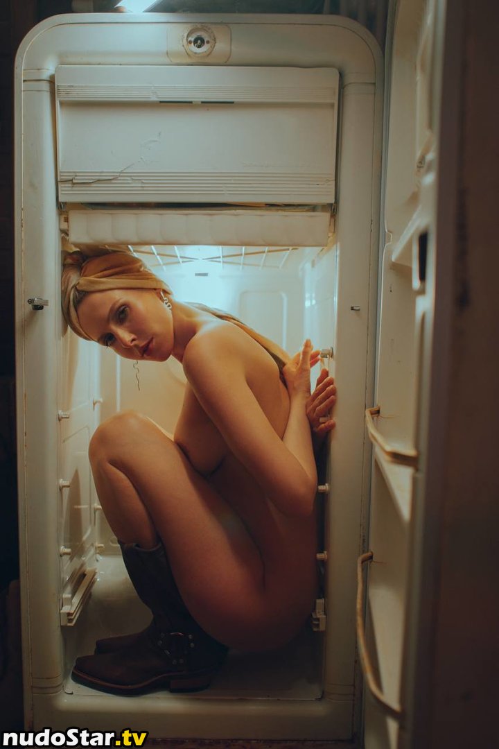 Oxana Streltsova / oxanastreltsova Nude OnlyFans Leaked Photo #6